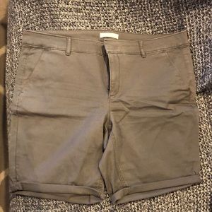 LOFT roll cuff Bermuda shorts size 14